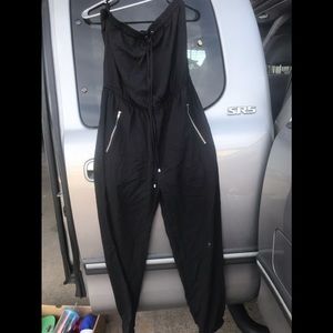 Mine strapless  sm black one piece w shorts outfit
